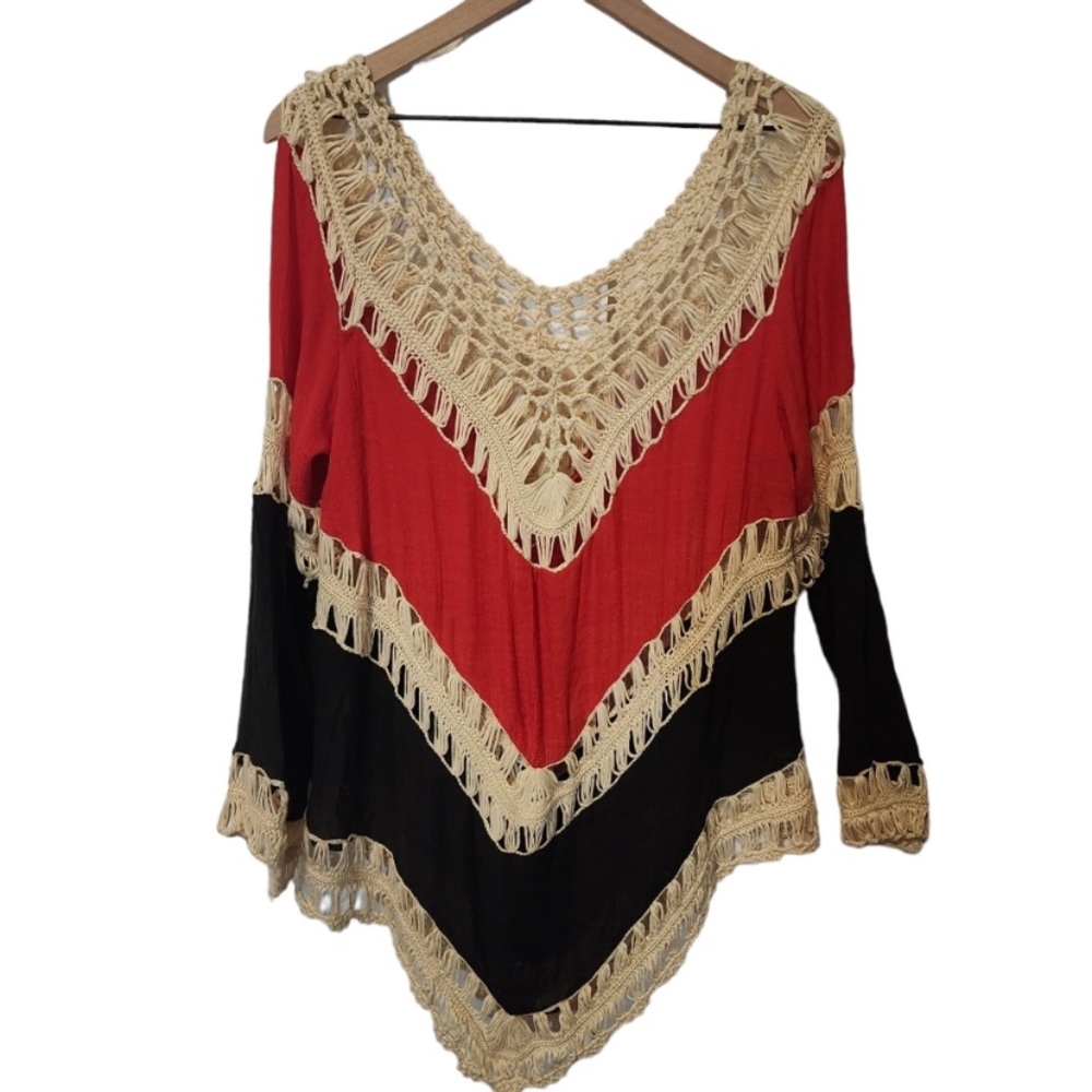 Umgee Crochet top.  Super cute! Worn one time. Size medium - Picture 5 of 7